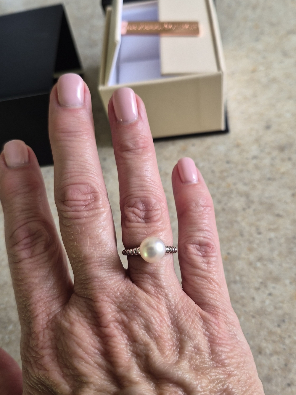 White Pearl Ring 14k White Gold Sz 7 - Picture 2 of 11